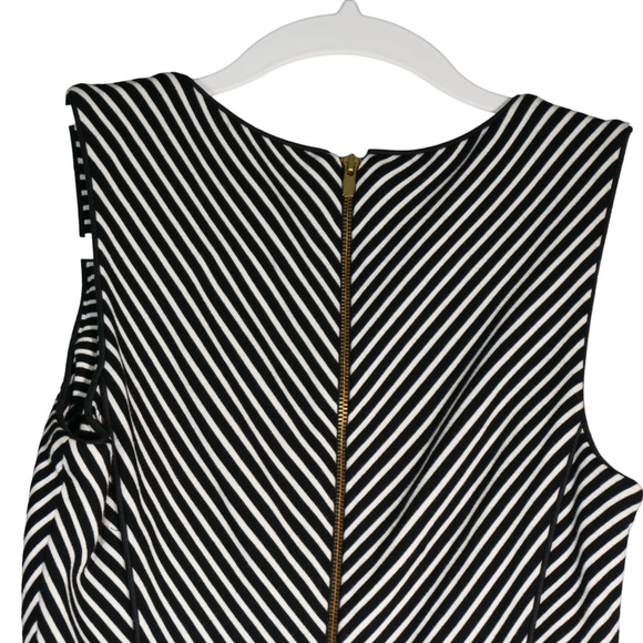 Banana Republic Dress Womens Size 2 Black White Diagonal Stripe Fit and Flare - Picture 6 of 11